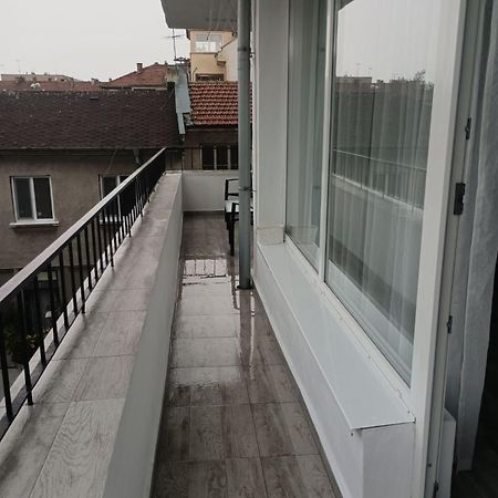 Yanakiev'S Central Apartment Burgas Esterno foto
