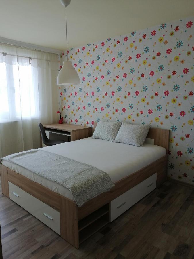 Yanakiev'S Central Apartment Burgas Esterno foto